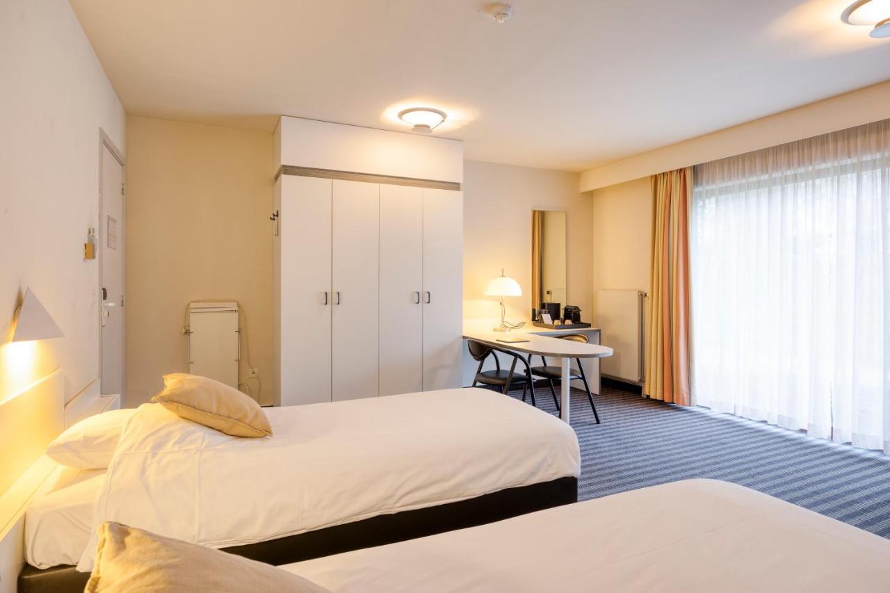 Hotel Priorij Corsendonk Oud-Turnhout Esterno foto