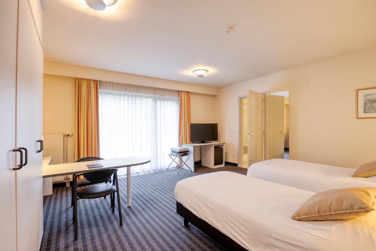 Hotel Priorij Corsendonk Oud-Turnhout Esterno foto
