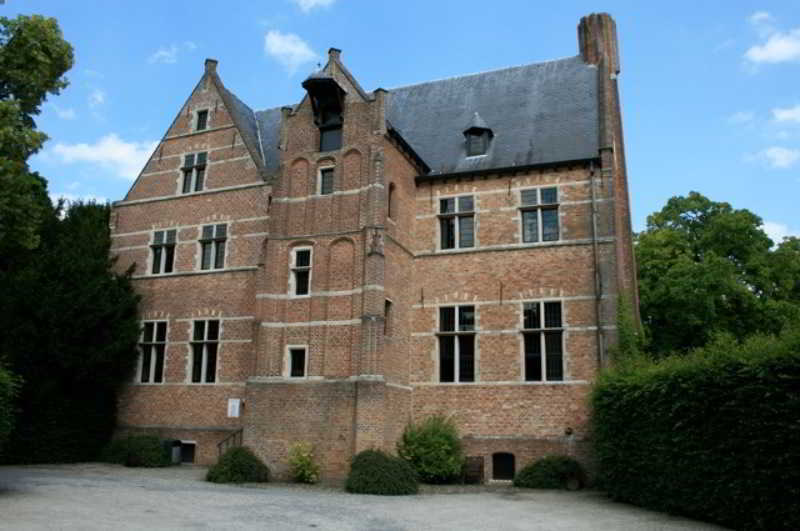 Hotel Priorij Corsendonk Oud-Turnhout Esterno foto
